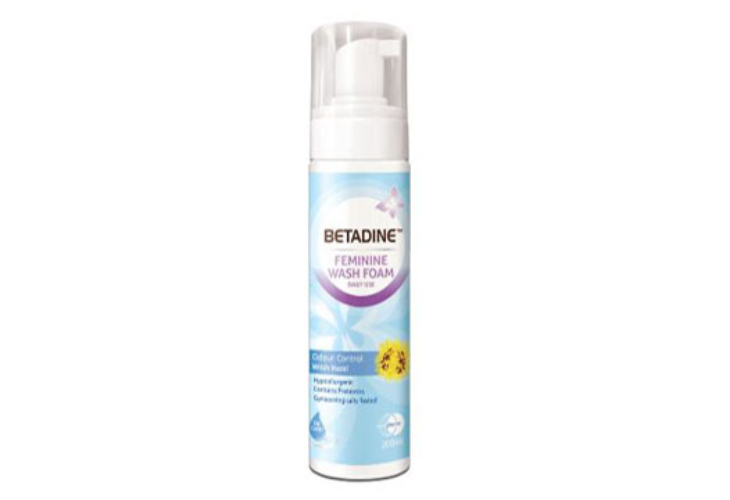 Betadine Feminine Wash Foam Odor Control Witch Hazel 200ml