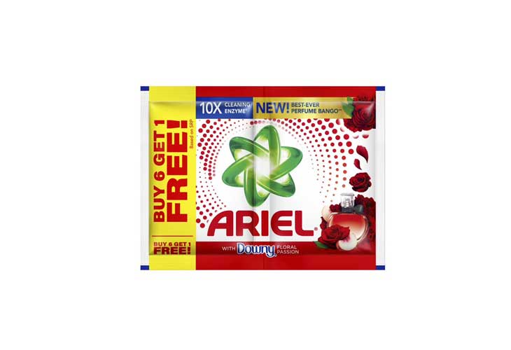 Ariel Base Powder Floral Passion Jumbo 6+1 Promo 64g